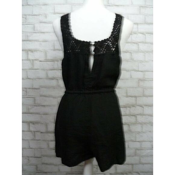 $138 Aritzia Wilfred Delfina Black 100% Linen Crochet Yoke Romper XS NEW - Picture 8 of 8